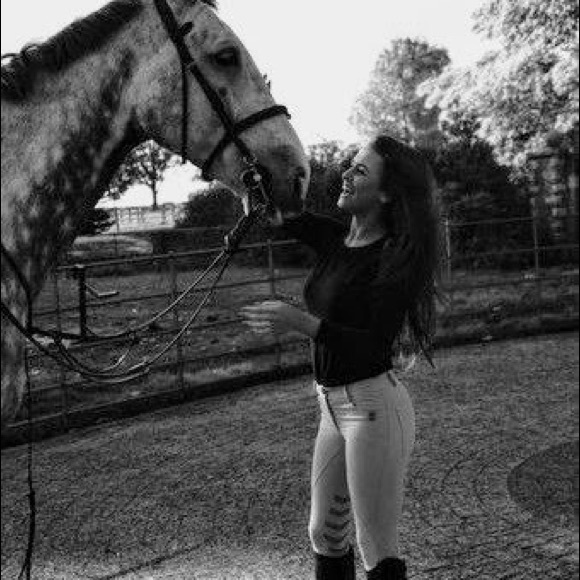 Meet your Posher, Lindsey - Picture 7 of 10